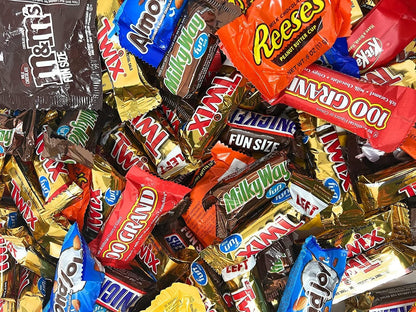 Holiday Chocolate Classic MARS Candy Snack Bars 3.5 Lbs Individually Wrapped Mini Fun Size Candies Variety Bulk Mix (56 Oz) Made in America (USA) - WORLD TIME VISITS
