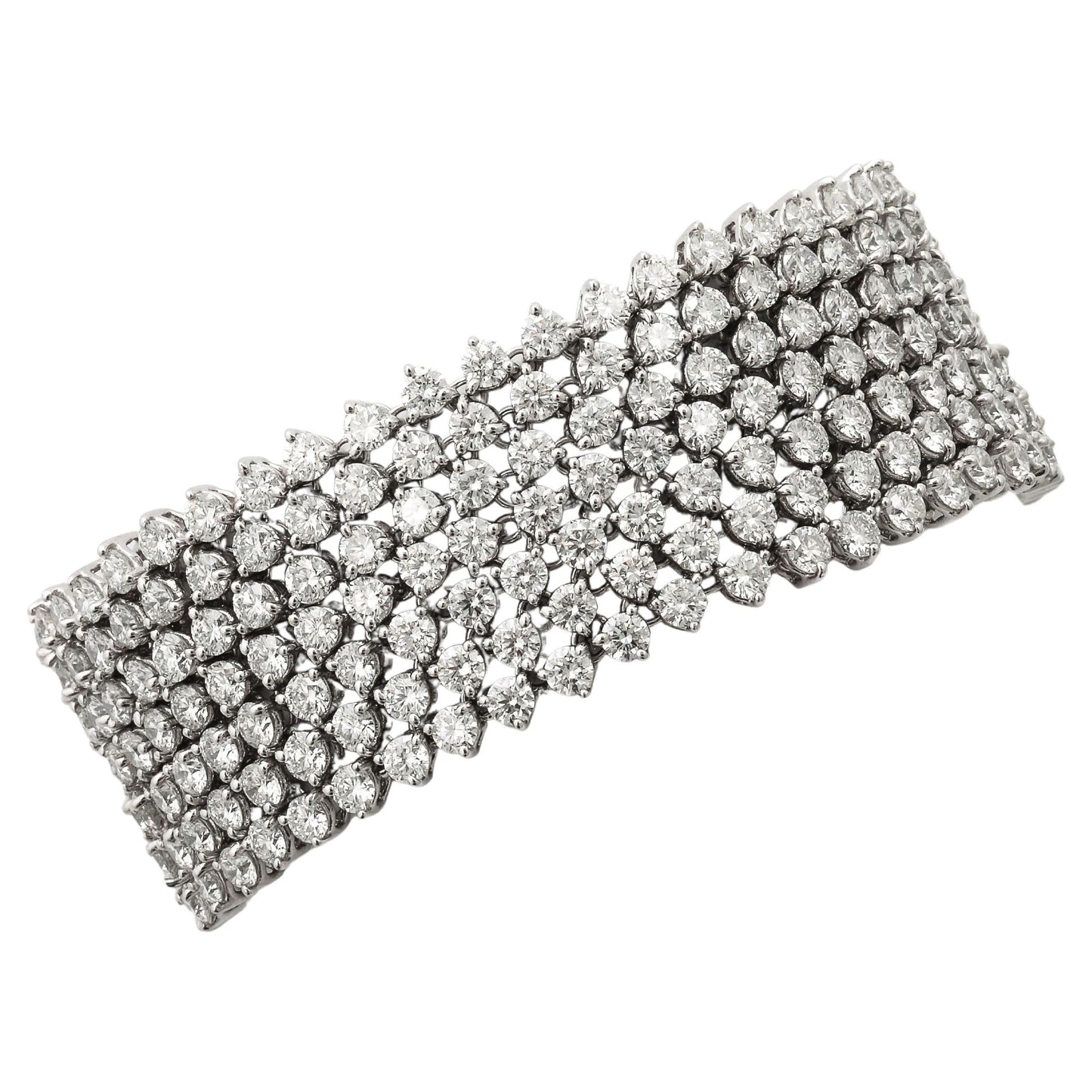 https://a.1stdibscdn.com/diamond-bracelet-for-sale/j_415/j_278656221763050881906/j_27865622_1763050882867_bg_processed.jpg