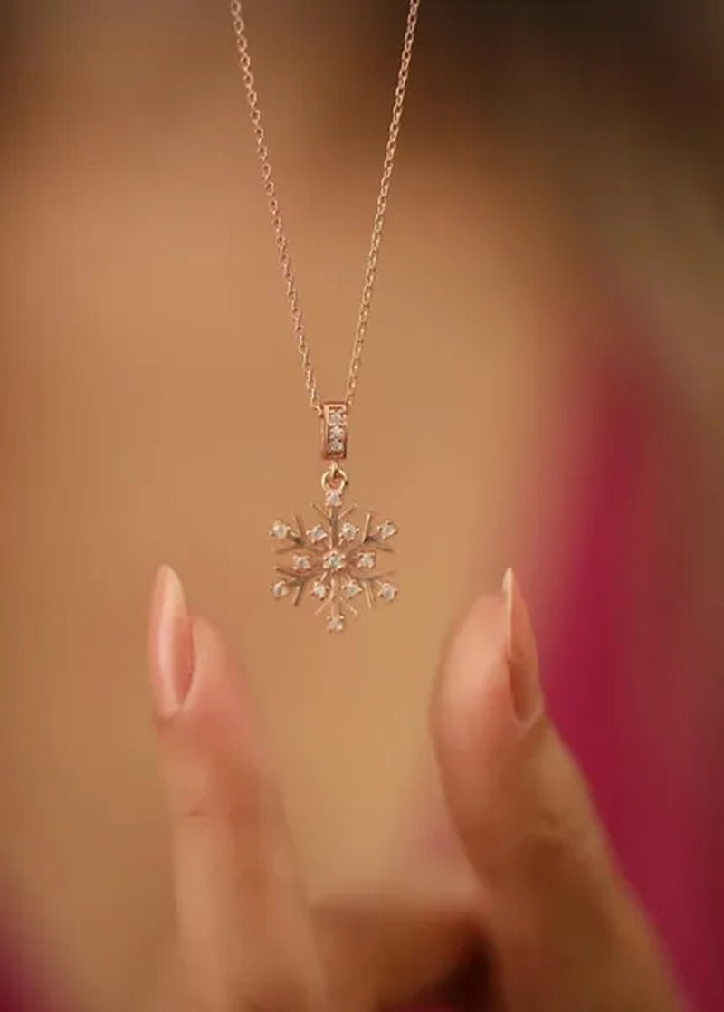 Kadın Kar Tanesi Model Rose Kaplama Gümüş Kolye - WORLD TIME VISITS