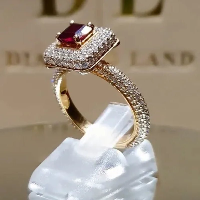 Latest European and American Women'S Fashion Exquisite Jewelry Engagement Jewelry Luxury Proposal Birthday Party Ring Bridal Ruby Wedding Accessories Size US4-11