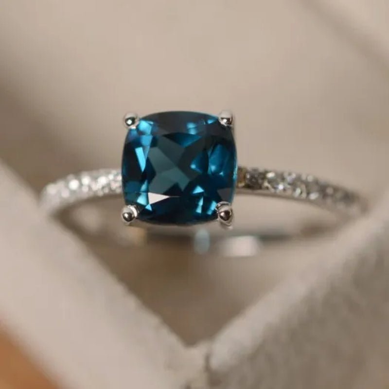 Luxuriant noble Sapphire /Peacock blue/Emerald /Aquamarine Ring Silver Jewelry Engagement ring - WORLD TIME VISITS