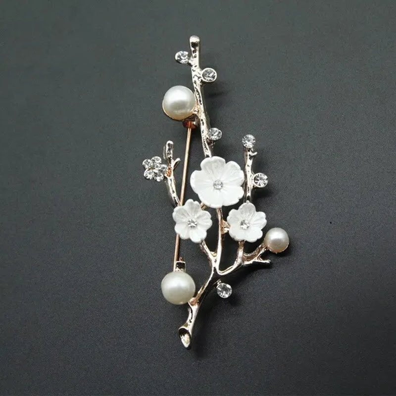 Natural Plum Blossom Brooches Pins for Women Vintage Freshwater Pearl Brooch Bouquet for Wedding Party
