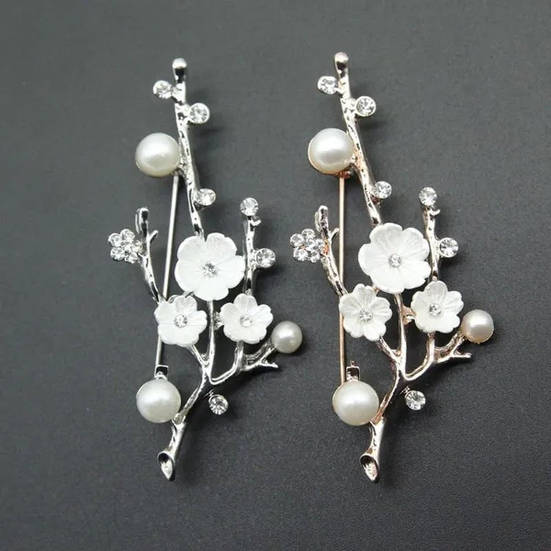 Natural Plum Blossom Brooches Pins for Women Vintage Freshwater Pearl Brooch Bouquet for Wedding Party