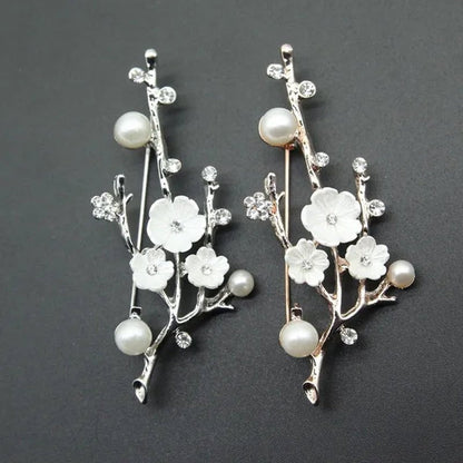 Natural Plum Blossom Brooches Pins for Women Vintage Freshwater Pearl Brooch Bouquet for Wedding Party