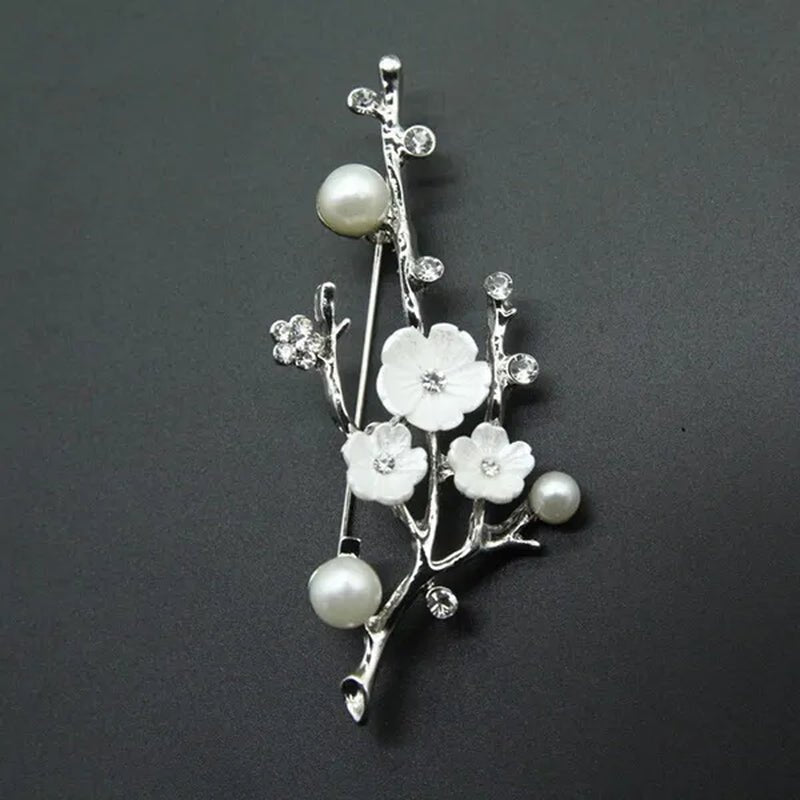 Natural Plum Blossom Brooches Pins for Women Vintage Freshwater Pearl Brooch Bouquet for Wedding Party