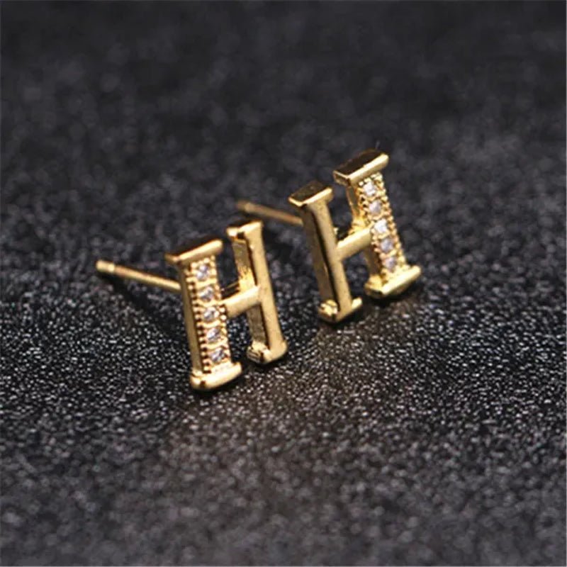 New Diamond Letter  Stud Earrings Women Fashion Earrings 26 Letters A-Z
