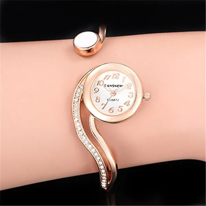 New Luxury Lady Watches Bracelet Watch Gold Silver Small Dial Dress Quartz Wristwatch Gift for Women Fashion