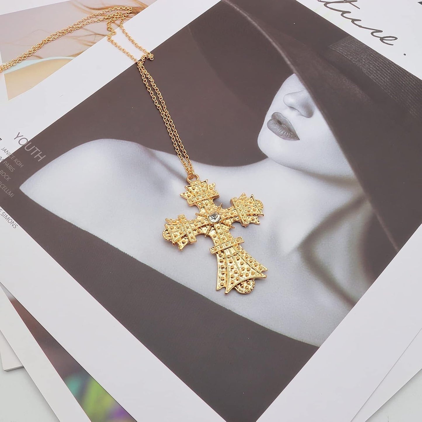 Retro Big Cross Pendant Necklace for Women Men,18K Gold Silver Baroque Crystal Zircon Large Cross Necklace Bar Party Jewelry