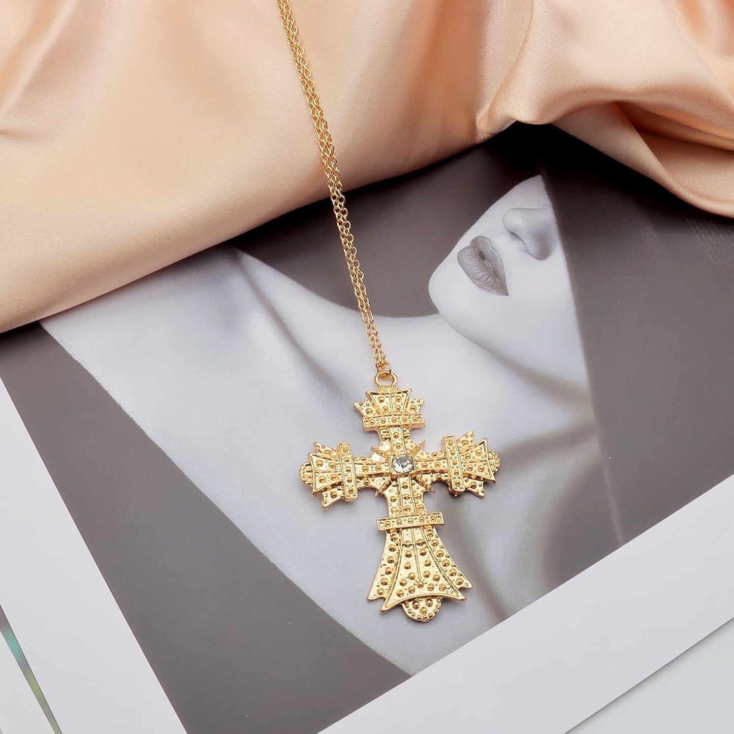 Retro Big Cross Pendant Necklace for Women Men,18K Gold Silver Baroque Crystal Zircon Large Cross Necklace Bar Party Jewelry