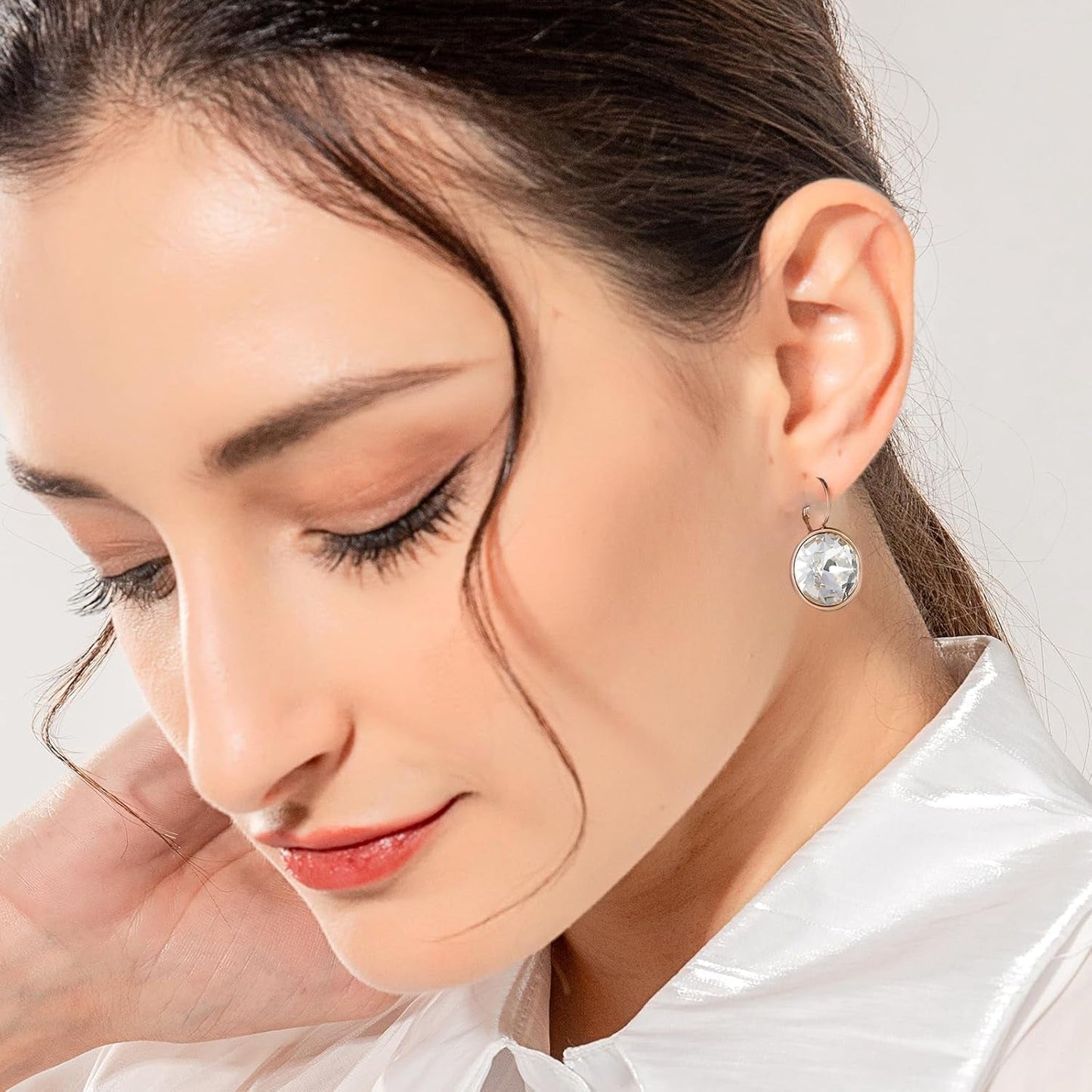 round Crystal Leverback Earrings Sparkly Elegant Austrian Crystals 18K Platinum Plated Hypoallergenic Delicate Jewelry Gifts for Women Party