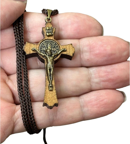 Saint Benedict Medal Wood Crucifix Cord Necklace for Men & Women – Handcrafted Religious Pendant, Healing, Travel Protection, Perfect for Gifting on Special Occasions, Made in Brazil - WORLD TIME VISITS