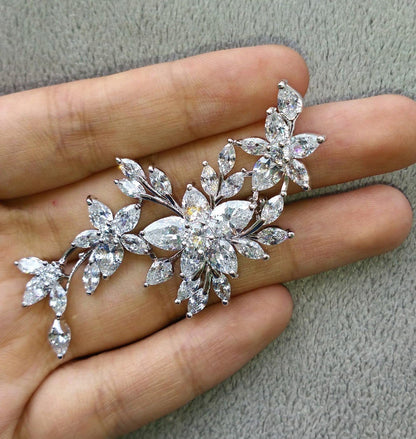 Silver Plated Base Diamante Zircon Flower Blossom Brooch Badge Pin Classic Design for Women