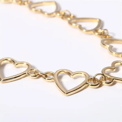 Simple Metal Heart Shape Choker Necklace for Women Fashion Elegant Geometric Collar Punk Jewelry Gift
