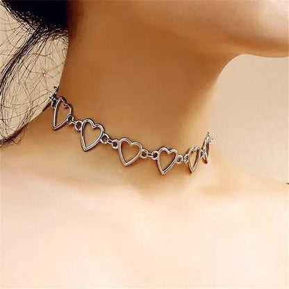 Simple Metal Heart Shape Choker Necklace for Women Fashion Elegant Geometric Collar Punk Jewelry Gift
