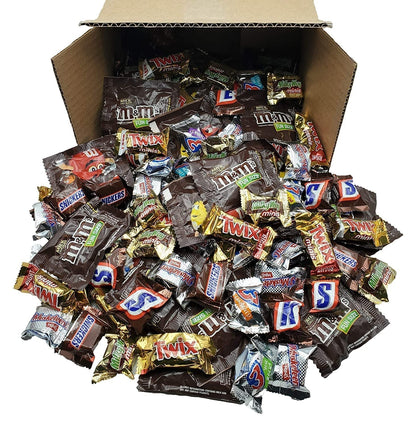SNICKERS, M&MS, TWIX, 3 MUSKETEERS & MILKY WAY, Mars Chocolate Variety Mix - 2 Pounds (Pack of 1)
