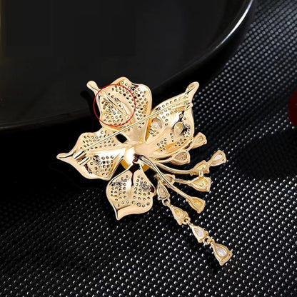 Tassels Collar Pins Flash Diamond Tassel Brooch Corsage Women'S anti Lost Brooch Accessories Silver
