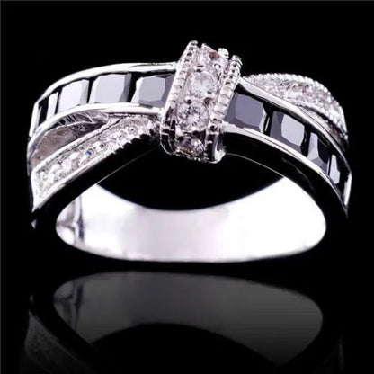 Trendy Women Rings with Brilliant Cubic Zirconia Luxury Engagement Rings Fashion Wedding Party Jewelry