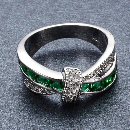 Trendy Women Rings with Brilliant Cubic Zirconia Luxury Engagement Rings Fashion Wedding Party Jewelry