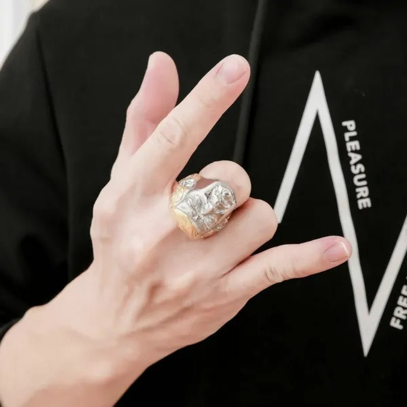 USA President Trump Statue Commemorative Coin Rings Trump Supporters Titanium Steel Jewelry Successfully Elected Souvenir Gift - WORLD TIME VISITS