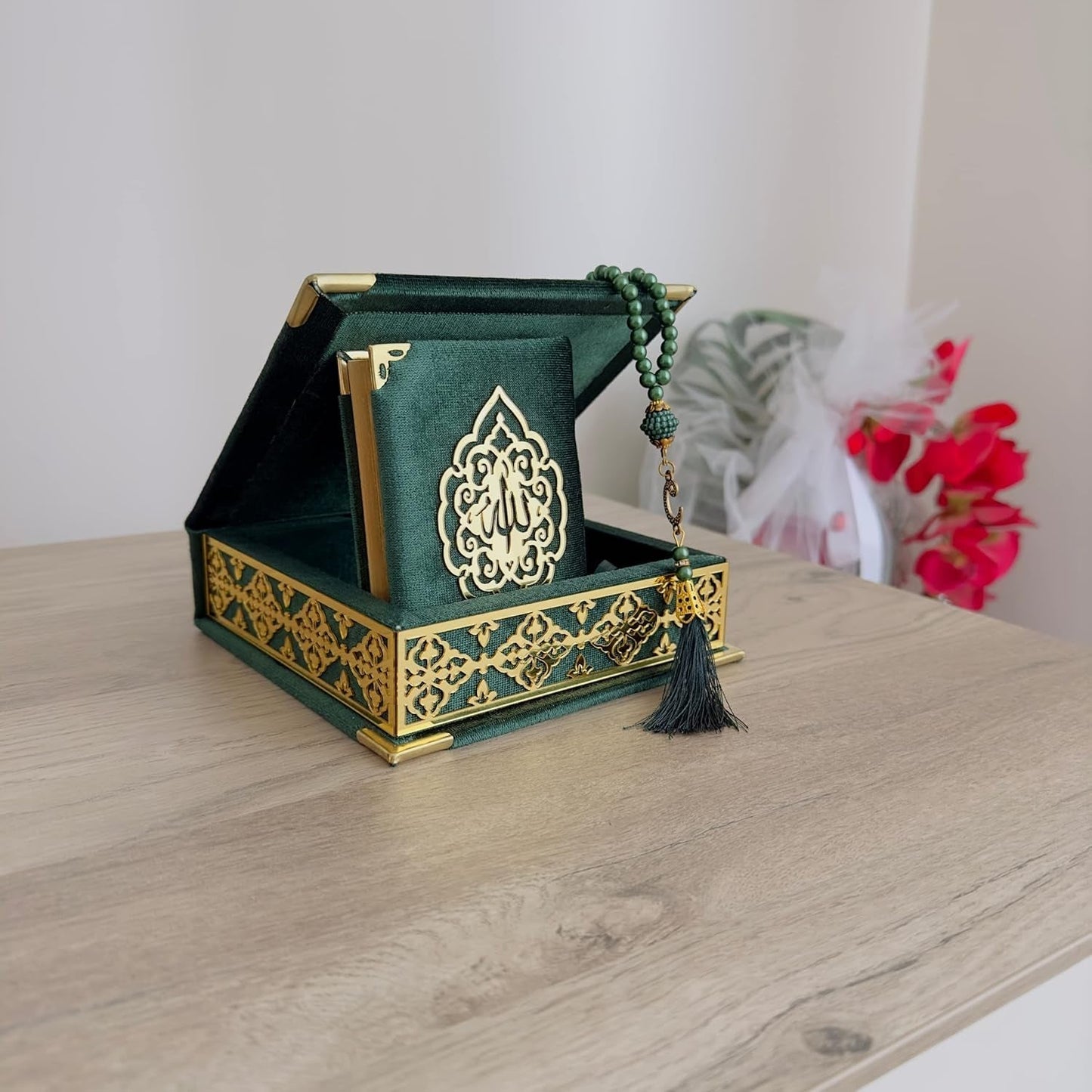 Velvet Covered Quran Tasbeeh Islamic Gift Set | Holy Prayer Beads Wooden Box Birthday, Wedding Islam Graduation Muslim Favor Eid, Ramadan (Green), Small Size / (6 X 6 In) Box - (3.8 4.85 - WORLD TIME VISITS