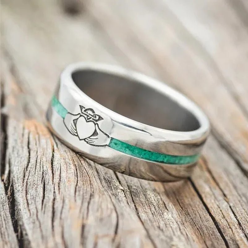 Vintage Hand In Hand Ring Men's Fashion Stainless Steel Titanium Claddagh Engraved Malachite Inlay Friendship Ring Anniversary Gift Wedding Engagement Band Jewelry Rings Size 6-13