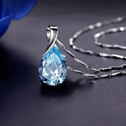 woman fashion Jewellery Elegant Water drop Sapphire Pendant  Gold-plated noble Zircon AAA Necklace