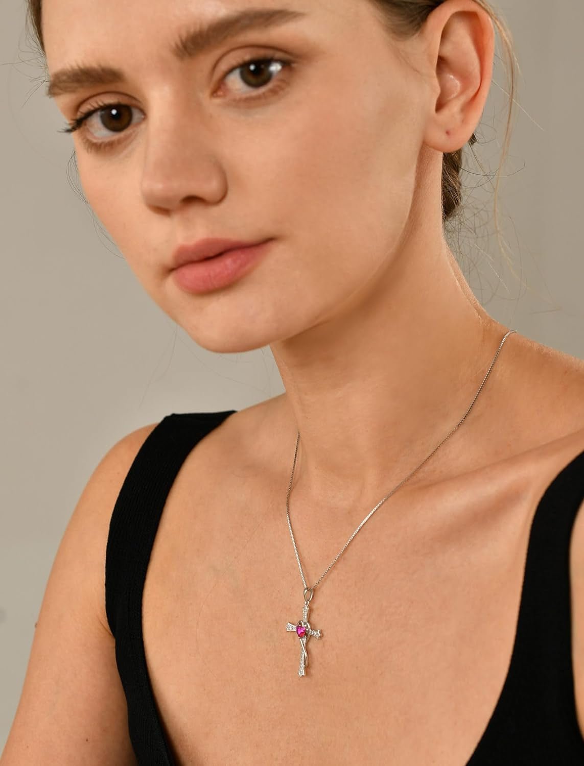 Women'S Heart Cross Necklace 925 Sterling Silver Cubic Zirconia Knot Pendant Crucifix Jewelry for Women